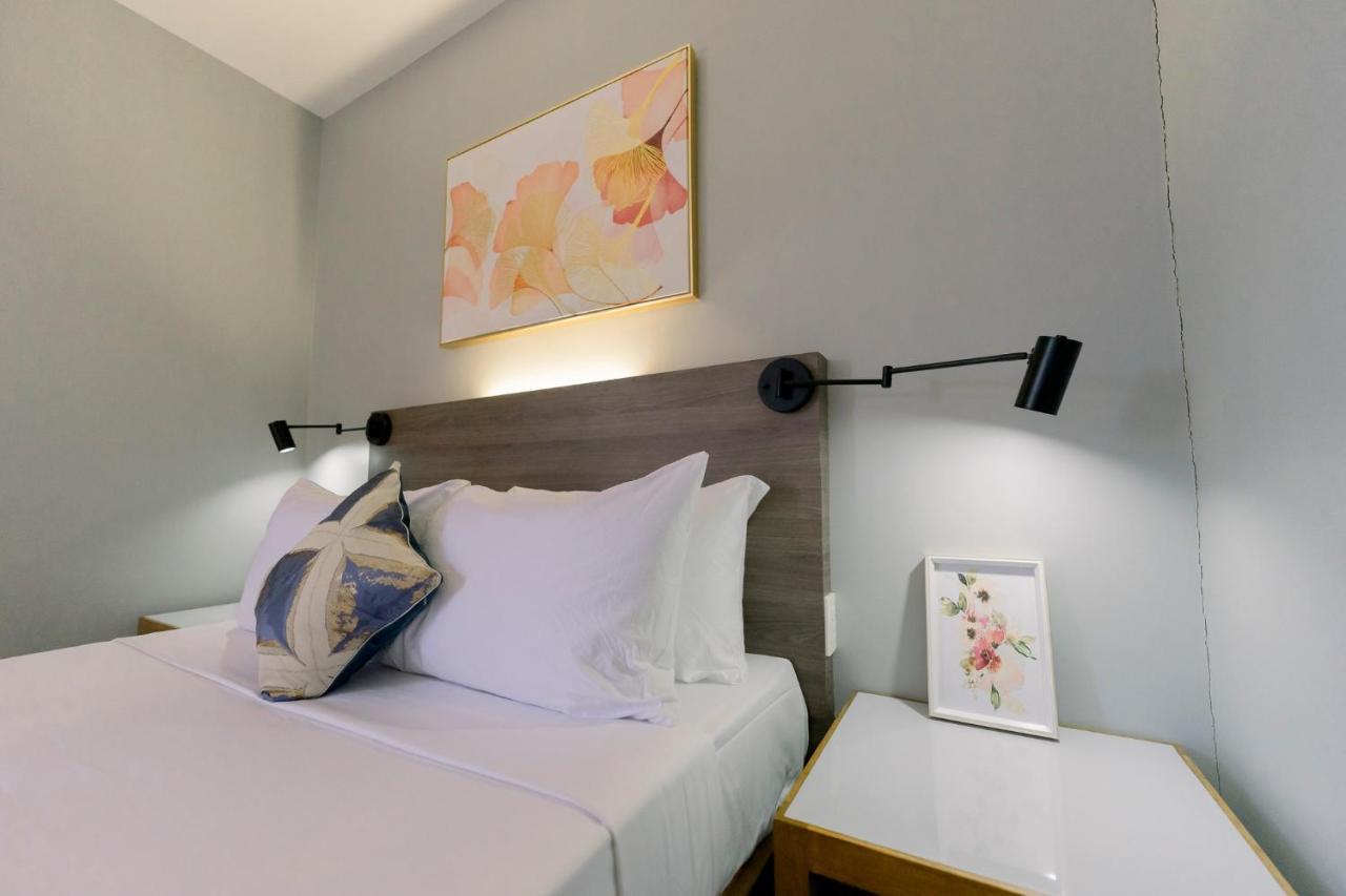 Madonna Hometel And Suites New Pandan Panabo 外观 照片