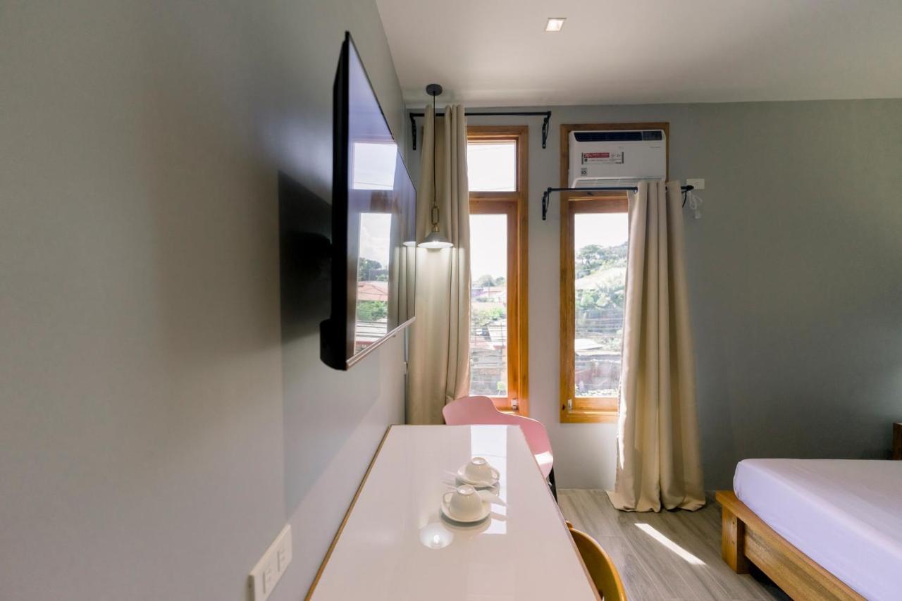 Madonna Hometel And Suites New Pandan Panabo 外观 照片