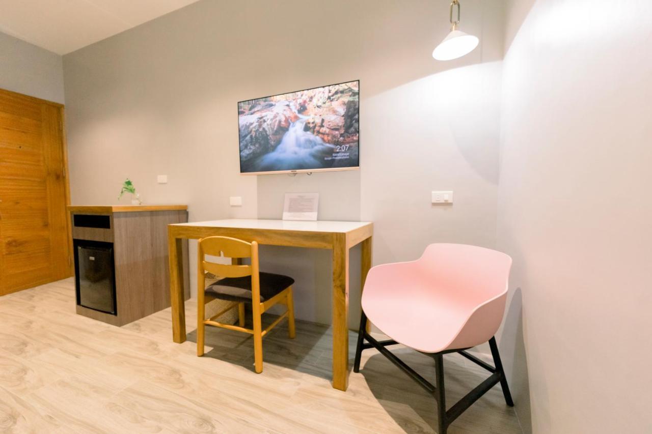 Madonna Hometel And Suites New Pandan Panabo 外观 照片