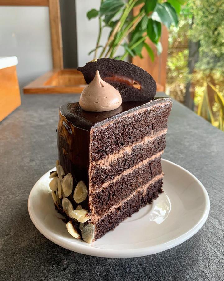Madonna Hometel And Suites New Pandan Panabo 外观 照片